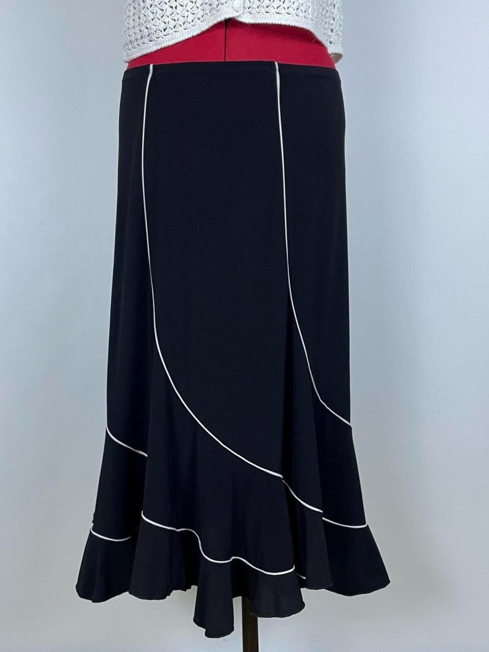 90s Midi Skirt with White Piping